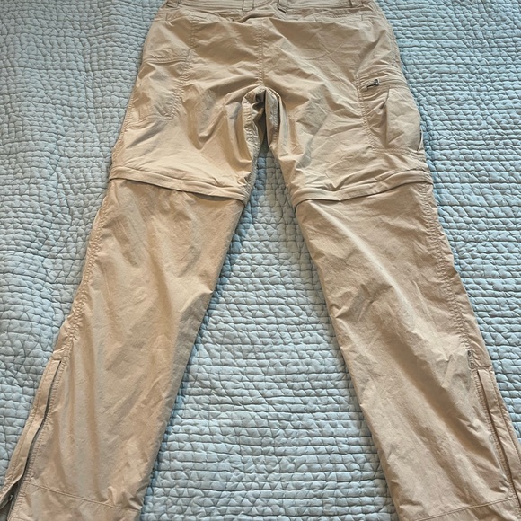 MARMOT - Men’s travel pants- zip off- to shorts. 32”x32”. Excellent condition - Picture 5 of 14